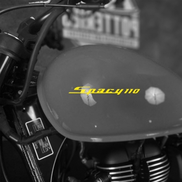 Наклейка на мотоцикл Honda Spacy10