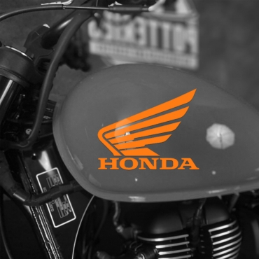 Наклейка на мотоцикл крыло Honda