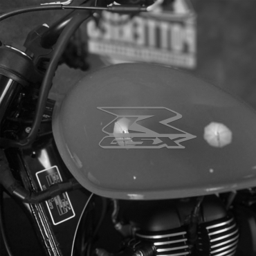 Наклейка на мотоцикл Suzuki R GSX
